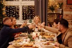Managing Relationships with In-Laws and Extended Family To Avoid Issues