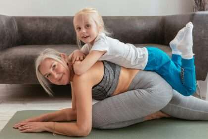 Tips for Maintaining Mobility, Brain Function, and Skin Health as You Age