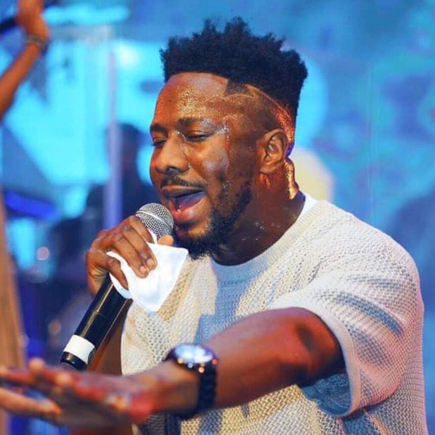 41 Minutes of Intense worship with Peterson Okopi